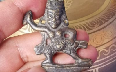 Gandhanra Antique Tibetan Buddhist Thokcha Statue,Vajrapani Amulet Badge