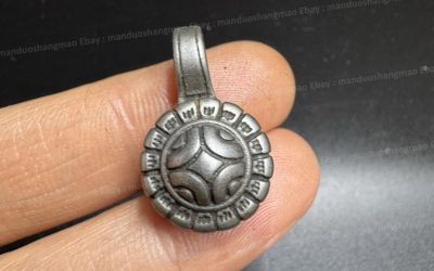 Tibetan Thokcha Four Symbols Clasp Side Pendant Buddhist Mala Counter