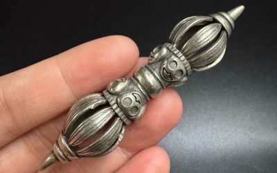 Exquisite ChineseTibetanBuddhist Thokcha Nine shares Adan Vajra Ritual Implement