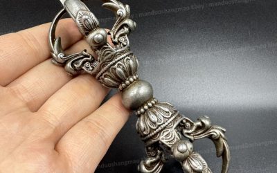 Nepalese Thokcha Vajra – Handmade Five-Pronged Meteorite Iron Ritual Dagger