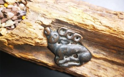 Gandhanra Antique Tibetan Buddhist Amulet,Deer Badge Pendant,Made of Thokcha