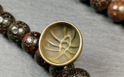 Tibetan Thokcha Amulet,Scorpion Tsa Tsa Mold Pendant,Pocket Scorpion Guru Mold