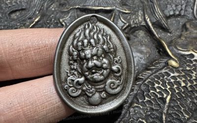 Tibetan Thokcha Conch Shell Pendant Spiritual Amulet