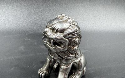 Tibetan Celestial Iron Lion Statue – Thokcha Snow Lion Guardian Sculpture