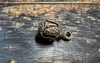 Vintage Tibetan Thokcha Iron Amulet Pendant – Three Fish Protective Charm