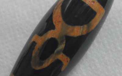 Tibetan Antique Natural Agate Thokcha Amulet Ojime 13g Cylinder Netsuke Tibet