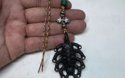 2″ Old Chinese Tibetan Buddhism Black Thokcha Pendant scorpion amulet amulet